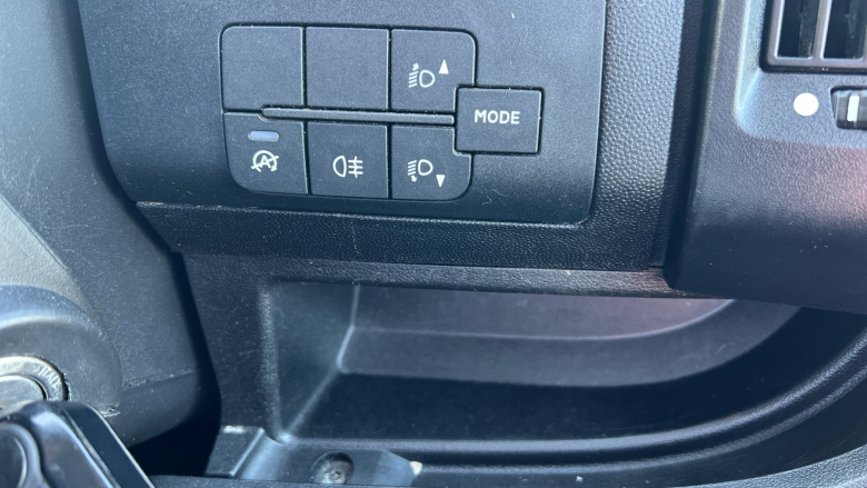 Peugeot Boxer 335 L3 Diesel 2.2 BlueHDi H2 Professional Premium+ Van 140ps